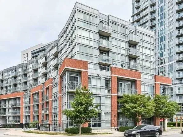 170 Sudbury St #207, Toronto, ON M6J 0A1