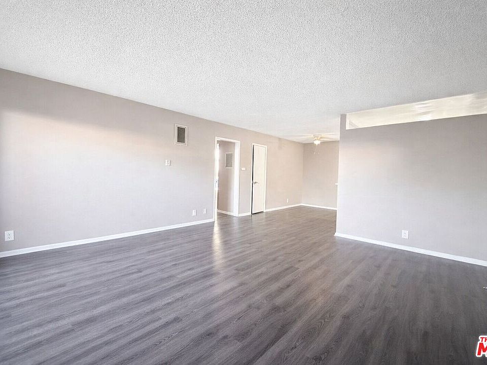 1st image of 1208 W Adams Blvd #6
