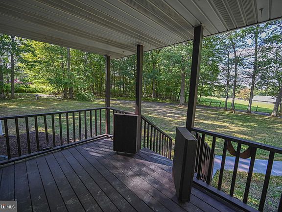 4th image of 139 Hunters Dr