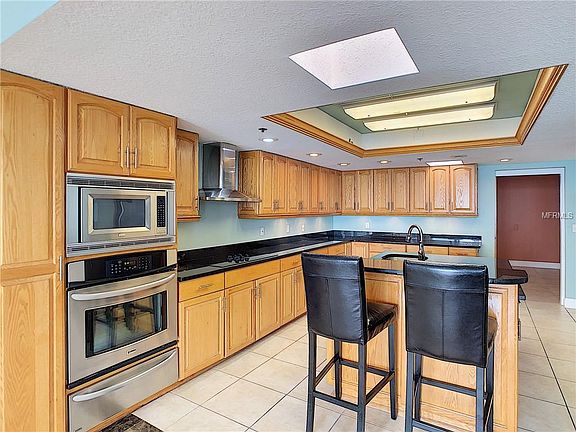 4th image of 17900 Gulf Blvd Ph C