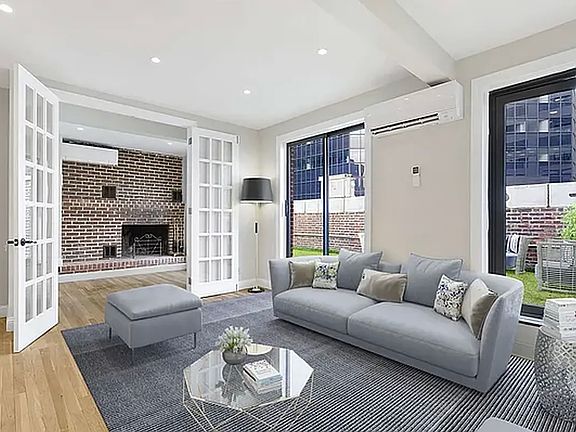 2nd image of 114 E 40th St #Penthouse