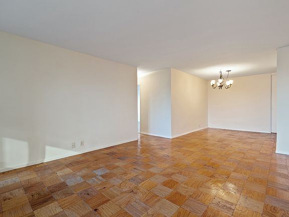 5th image of 70-25 Yellowstone Blvd APT 5D