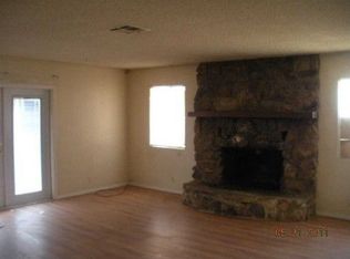 8875 Monte Vista Rd, Phelan, CA 92371