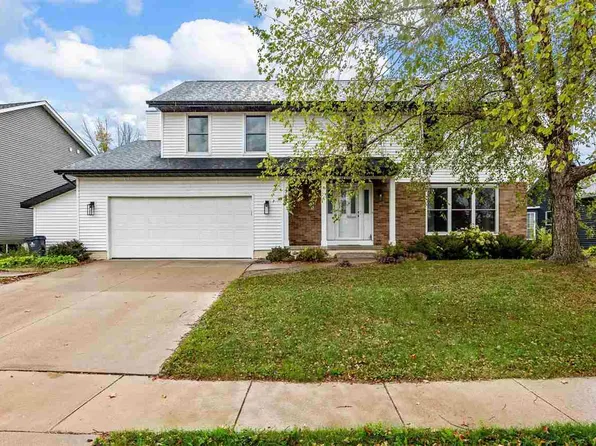 7105 1st Ave SW, Cedar Rapids, IA 52405