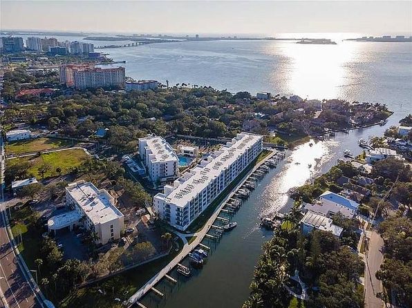 1703 N Tamiami Trl APT 305B