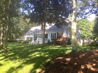 4 Teaberry Ln, Edgartown, MA 02539