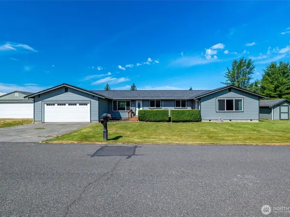 209 Hertel Way, Nooksack, WA 98276