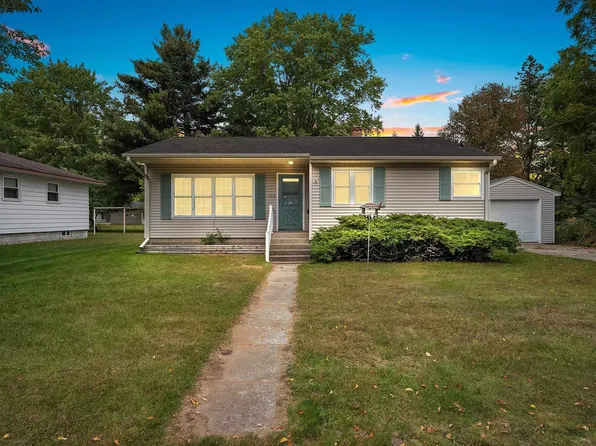 626 W Hosmer St, Marinette, WI 54143