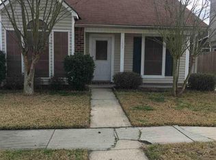 1833 Myrtle Ridge Dr, Baton Rouge, LA 70816