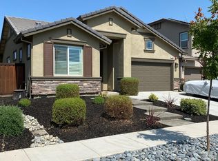 1426 Cedarbrook Rd, West Sacramento, CA 95691