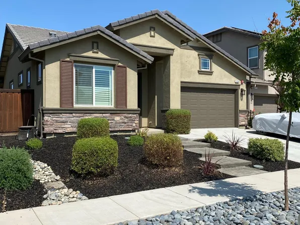 1426 Cedarbrook Rd, West Sacramento, CA 95691