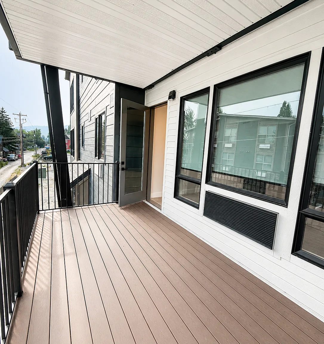 2 bed, 1100 sqft, $2,050 — Photo 1
