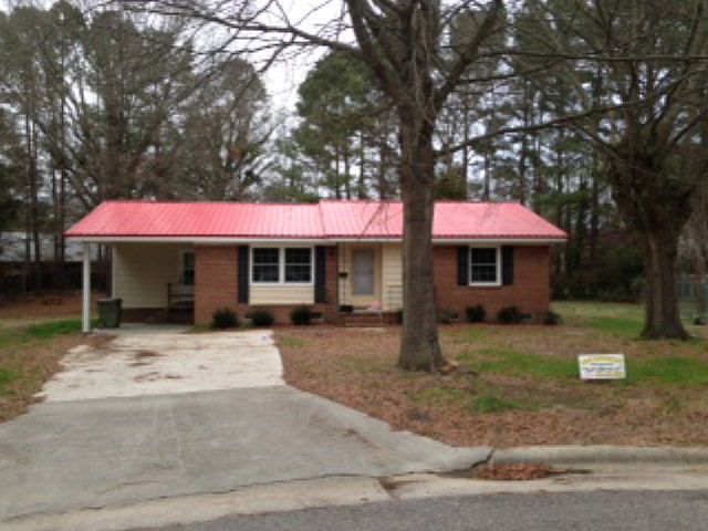 2nd image of 704 Paxton Cir W