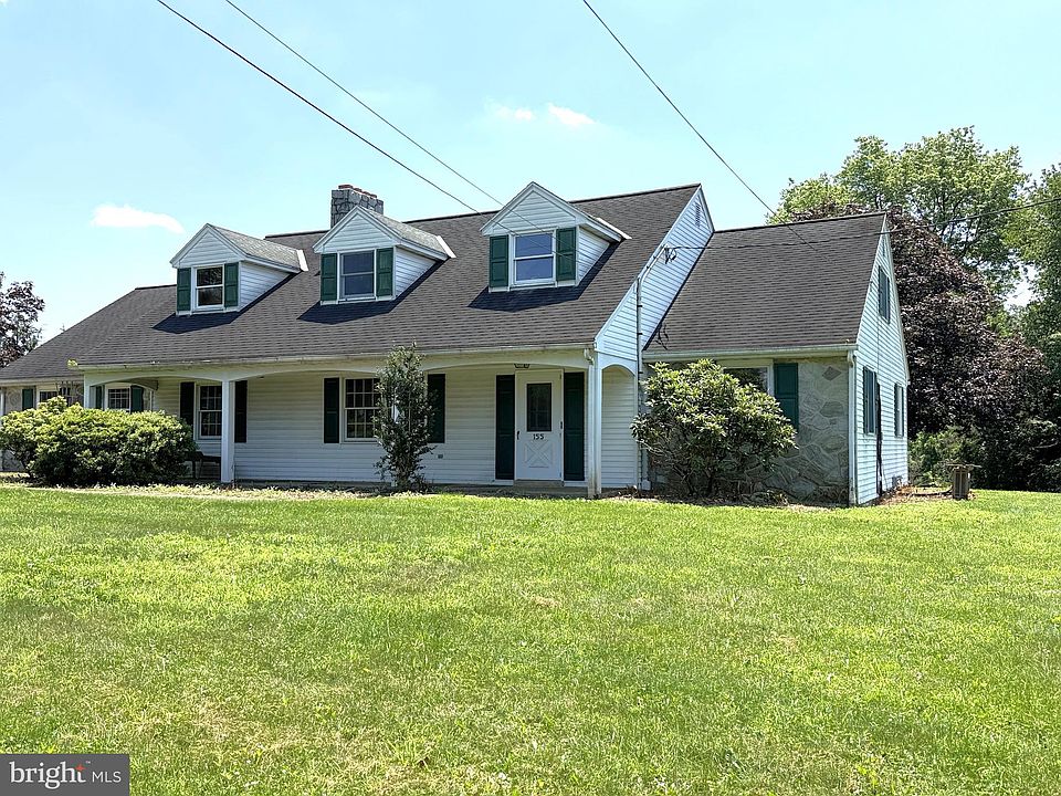 2nd image of 155 3rd St
