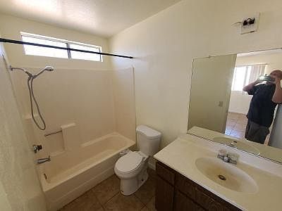 1st image of 751 Higgins Rd