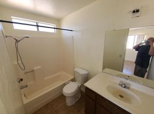 751 Higgins Rd, Barstow, CA 92311