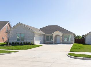 266 Rutgers Ave, Red Oak, TX 75154