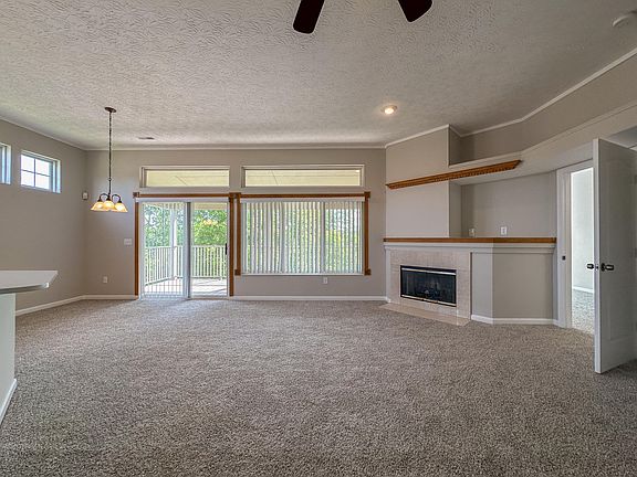 3rd image of 1450 Taramore Dr