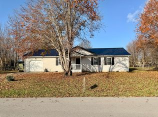 216 Raintree Cir, Stanford, KY 40484