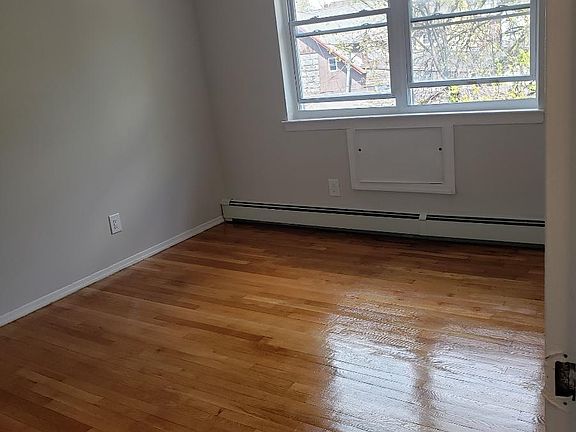 3rd image of 509 Fairview Ave APT C3