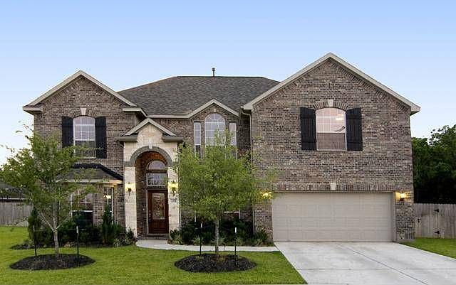 1st image of 2111 Woodland Ct
