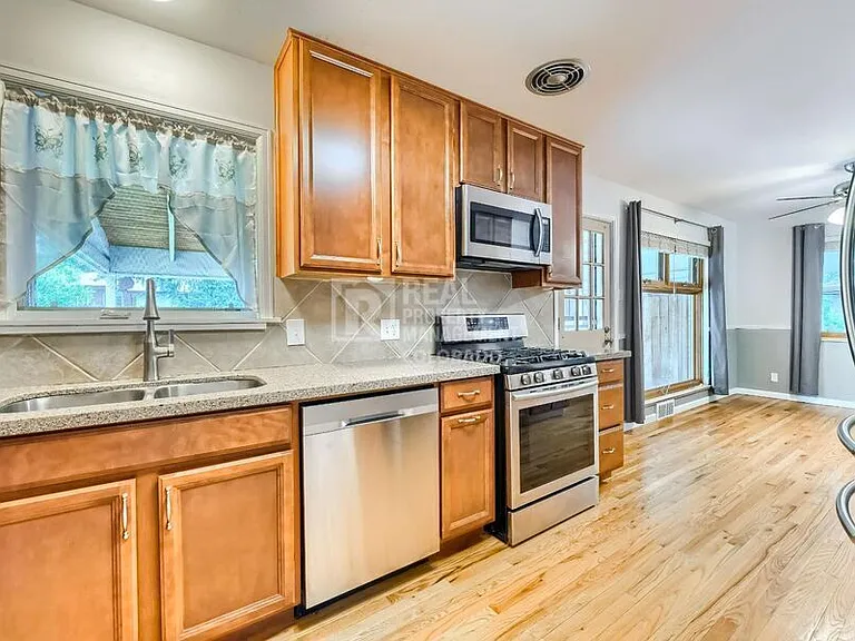 2580 S Carey Way — Photo 12