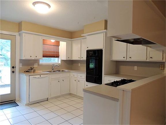 5th image of 24506 Cottonwood Cove Ln