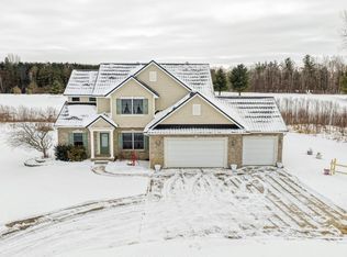 6702 Links Dr, Mount Pleasant, MI 48858