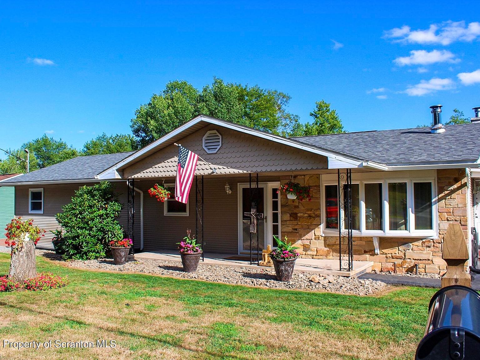 210 Hudson St, Forest City, PA 18421 Zillow