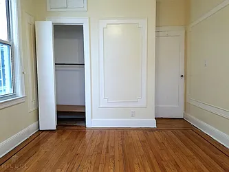 Rented by Hillel Realty Group