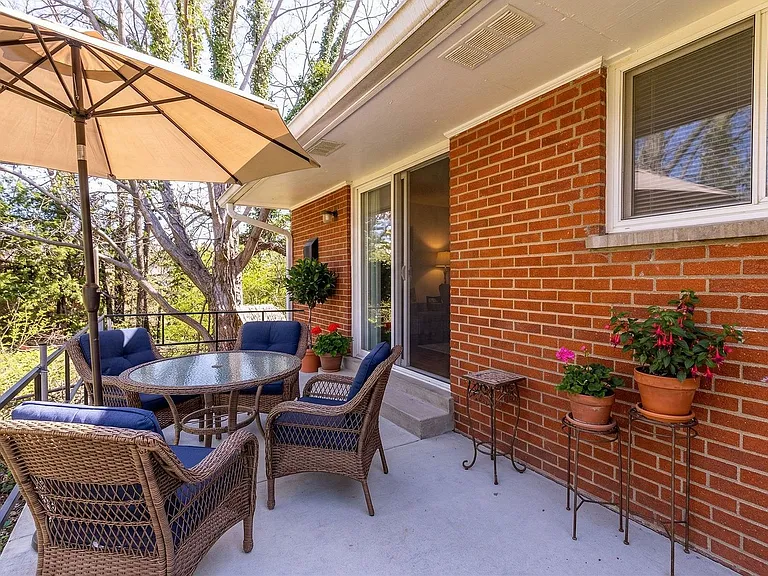 5680 Folchi Dr — Photo 11