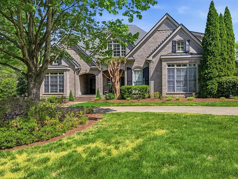 23 Sawgrass Ln — Photo 1