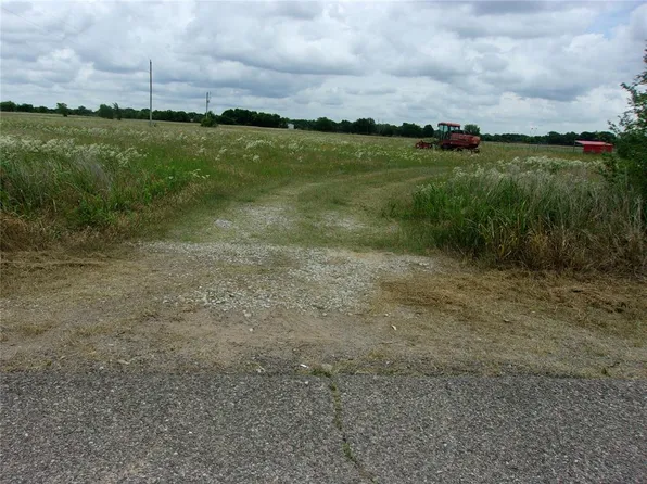 9000 Ns 3510 Rd, Prague, OK 74864