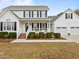2114 Woodmoor Dr, Greenville, NC 27858