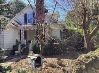 7841 Gumlog Rd, Young Harris, GA 30582