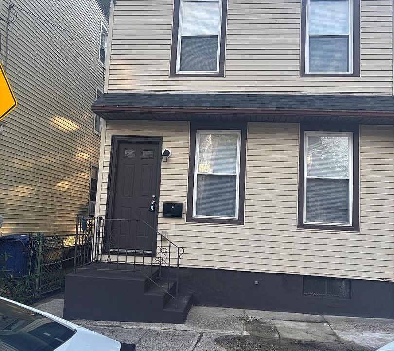 1st image of 120 Mount Holly Ave