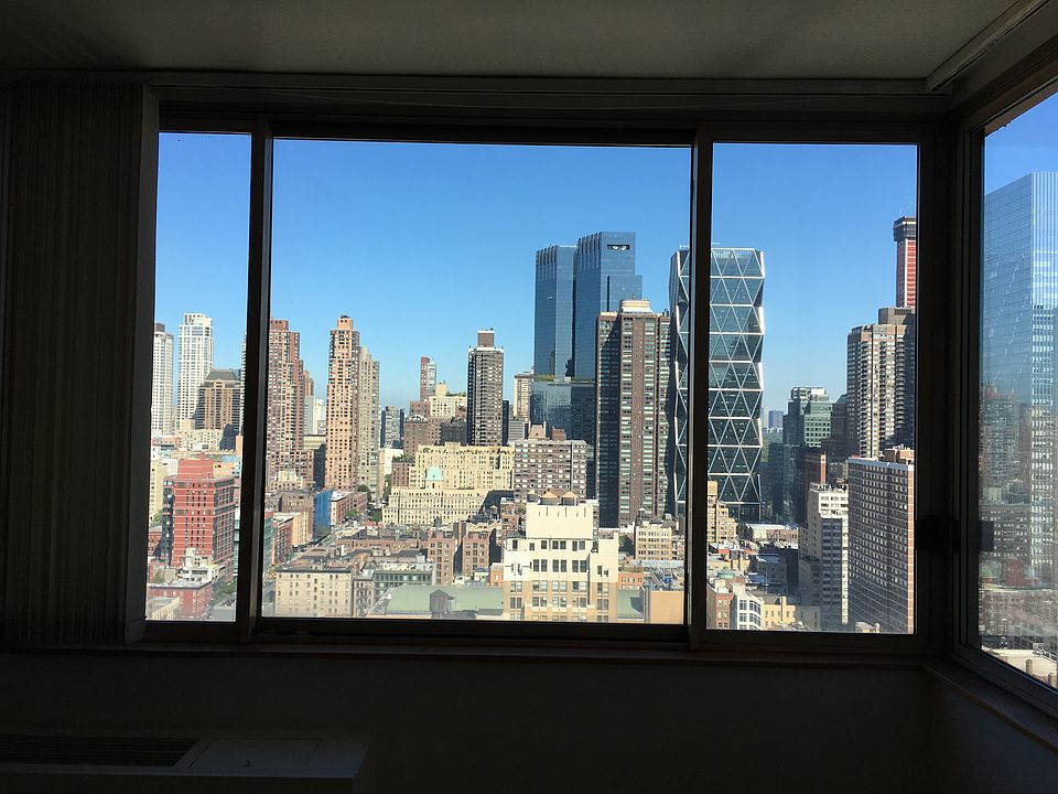 1st image of 350 W 50th St APT 32H