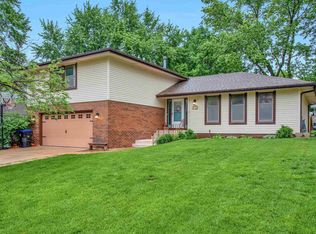 5815 SW 26th Ter, Topeka, KS 66614
