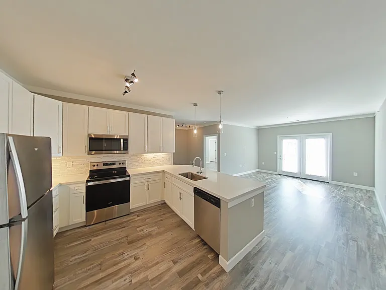 Allure Apartments — Photo 107