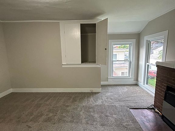 3rd image of 7 S 4th St APT 4