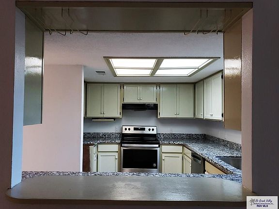 5th image of 121 Morelos Ave