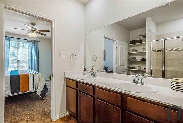 2429 Dolostone Dr — Photo 23