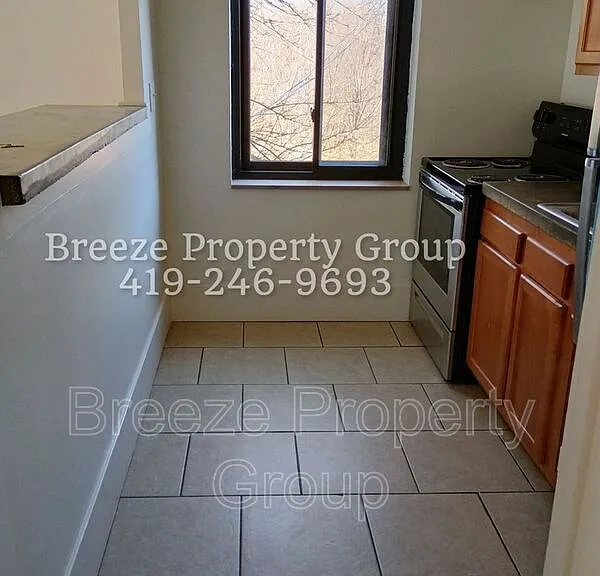 1919 Ottawa Dr #7 — Photo 4