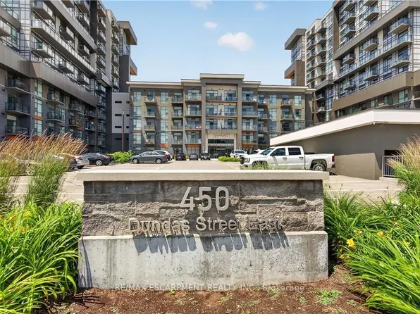 450 Dundas St E, Hamilton, ON