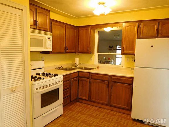 5th image of 727 E Gift Ave