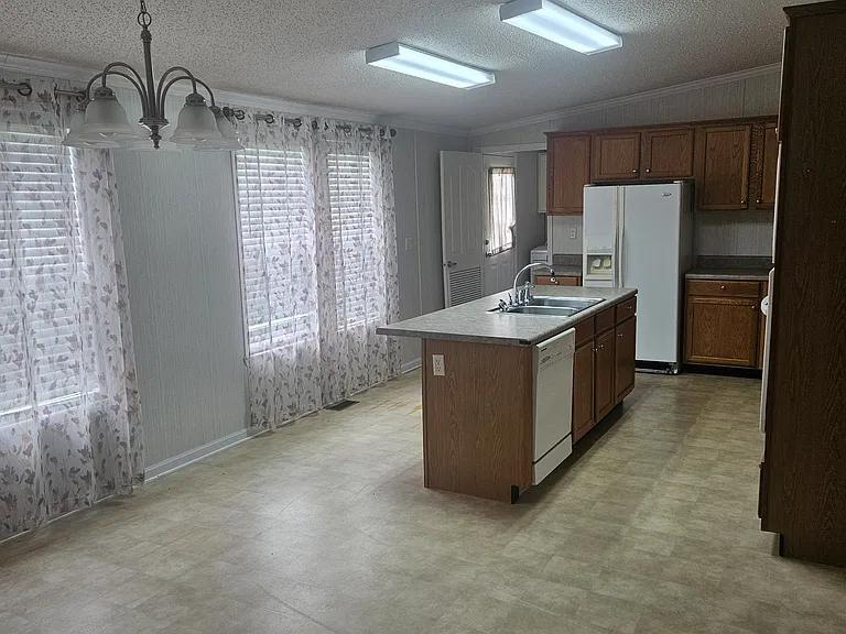 15160 Jim Mayers Rd — Photo 4