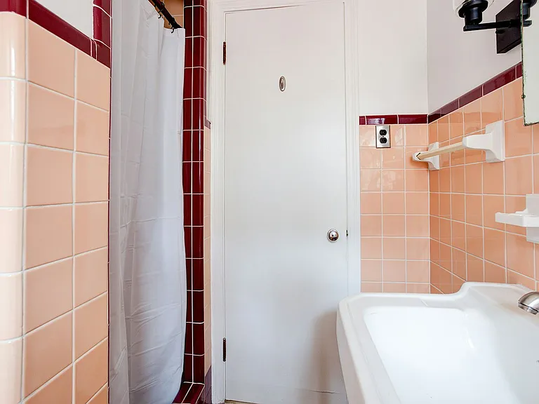 13660 Cedar Rd #2 — Photo 15