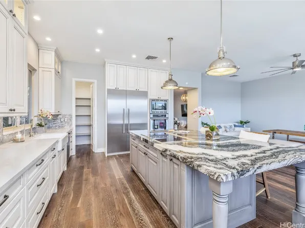 1065 Koko Kai Pl, Honolulu, HI 96825