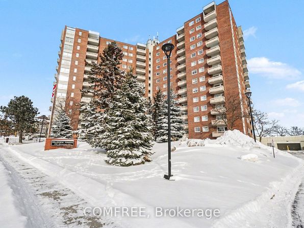 915 Elmsmere Rd #817, Ottawa, ON K1J 8H8