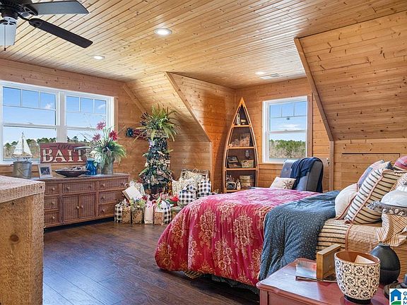 5th image of 168 Layke Pointe